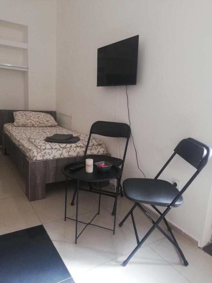 Apartman Mladenovic Lägenhet Zaječar Exteriör bild